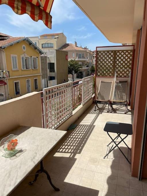 Studio A Sanary-Sur-Mer Avec Balcon A 200M Du Port Bagian luar foto