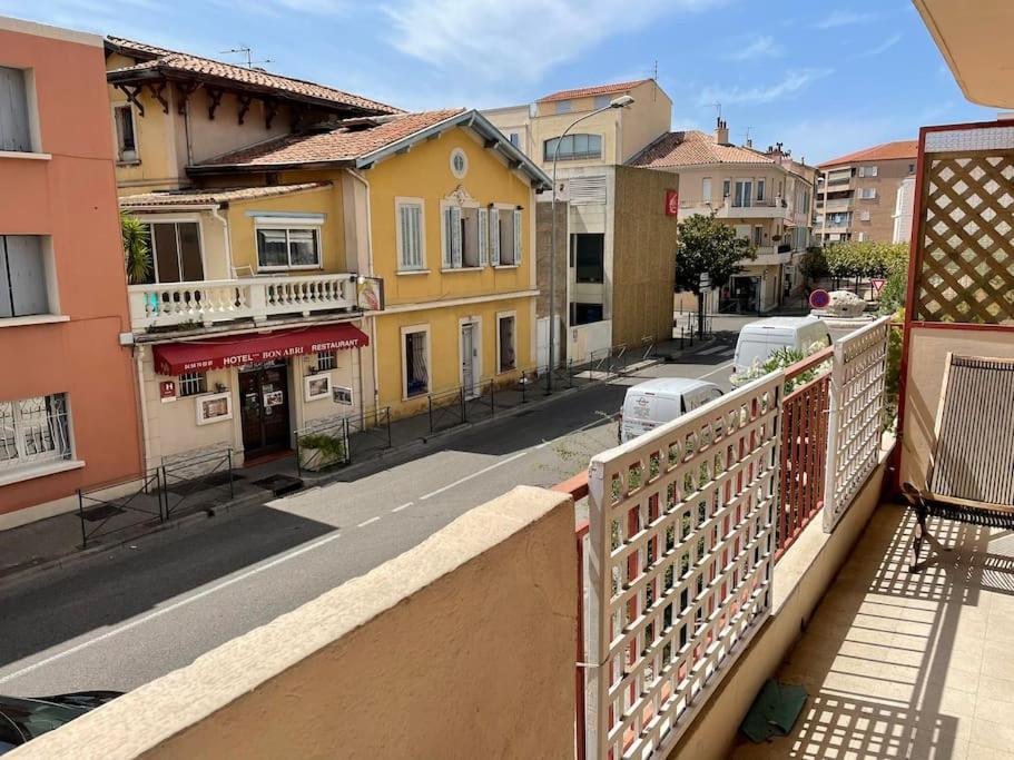 Studio A Sanary-Sur-Mer Avec Balcon A 200M Du Port Bagian luar foto